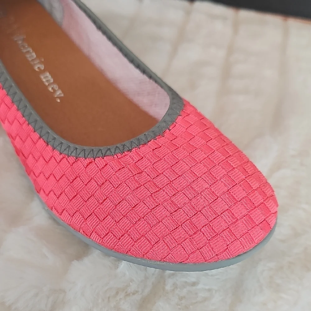 bernie mev. Women's Vibrant Red and Soft Gray Flats